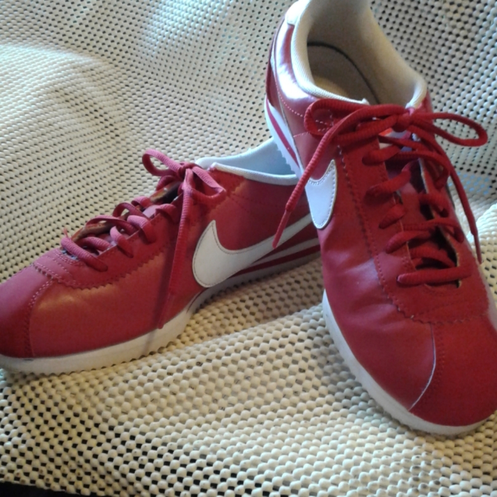 Classic  Cortez Team Red SZ 7Y